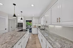 2304 Wakeforest Ct, Arlington, TX 76012 - Photo 18
