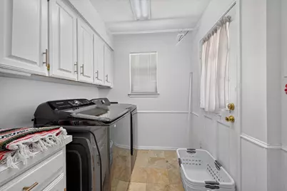 2304 Wakeforest Court, Arlington, TX 76012 - Photo 20