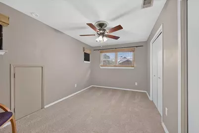 2304 Wakeforest Court, Arlington, TX 76012 - Photo 28