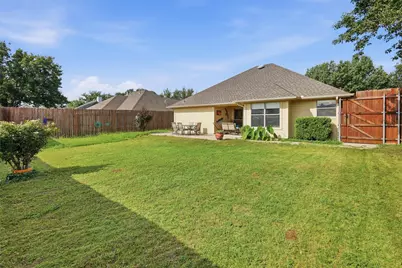 708 Hillcrest Drive, Cleburne, TX 76033 - Photo 30