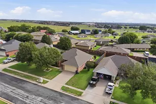 708 Hillcrest Dr, Cleburne, TX 76033 - Photo 34