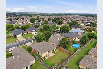 708 Hillcrest Drive, Cleburne, TX 76033 - Photo 38