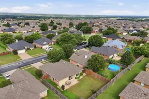 708 Hillcrest Dr, Cleburne, TX 76033 - Photo 38
