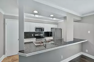 5932 Sandhurst Ln, Dallas, TX 75206 - Photo 14