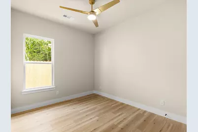 2127 Amanda Avenue, Fort Worth, TX 76105 - Photo 6