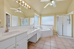 1645 Castle Pines Dr, Frisco, TX 75036 - Photo 6