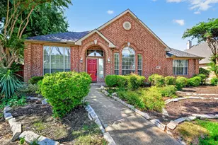 1645 Castle Pines Dr, Frisco, TX 75036 - Photo 1