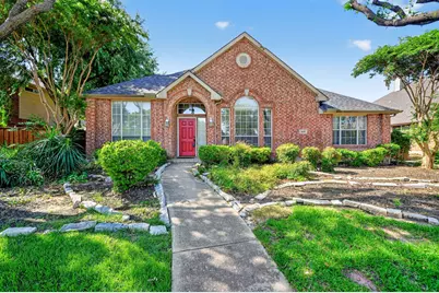 1645 Castle Pines Drive, Frisco, TX 75036 - Photo 10