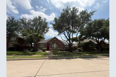 1645 Castle Pines Drive, Frisco, TX 75034 - Photo 2