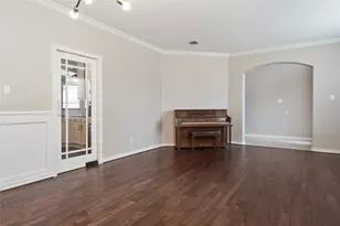 2700 Timberwood Dr, Flower Mound, TX 75028 - Photo 6