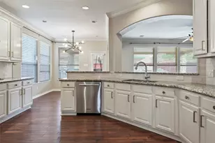 2700 Timberwood Dr, Flower Mound, TX 75028 - Photo 8