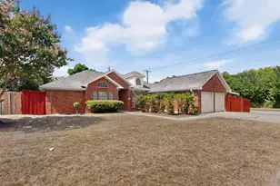 945 McGehee Ave, Cedar Hill, TX 75104 - Photo 2