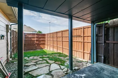 1712 E Peters Colony Road, Carrollton, TX 75007 - Photo 24