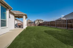 1932 Campground Wy, Aubrey, TX 76227 - Photo 32