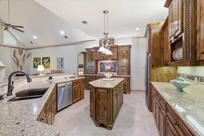 3403 W Hunter Bend Court, Mansfield, TX 76063 - Photo 12