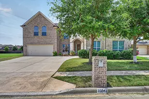 10341 Brunston Rd, Fort Worth, TX 76244 - Photo 2