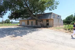 9415 N Us-287, Sunset, TX 76270 - Photo 1