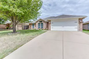 1020 Thistle Meade Cir, Burleson, TX 76028 - Photo 1