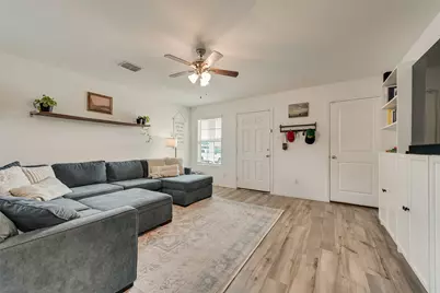5415 Longshadow Drive, Princeton, TX 75407 - Photo 4