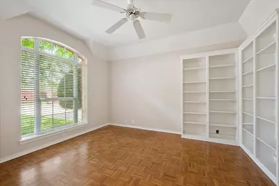 2419 Strait Lane, Arlington, TX 76013 - Photo 4