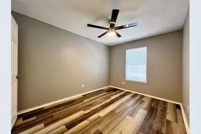 1010 S Retta Street, Fort Worth, TX 76111 - Photo 14