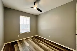 1010 S Retta St, Fort Worth, TX 76111 - Photo 18