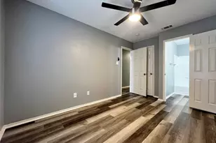 1010 S Retta St, Fort Worth, TX 76111 - Photo 16