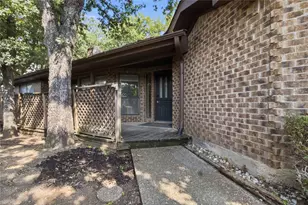 104 Summit Cove, Trophy Club, TX 76262 - Photo 2