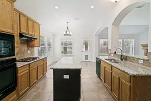 5513 Post Ridge Dr, Fort Worth, TX 76123 - Photo 10