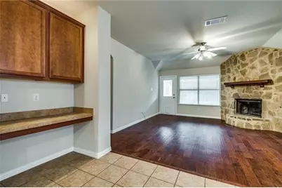 811 Creekside Drive, Little Elm, TX 75068 - Photo 4