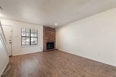 2826 Wimbledon Court #B, Garland, TX 75041 - Photo 6