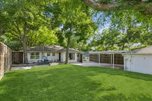 9809 Lanshire Dr, Dallas, TX 75238 - Photo 24
