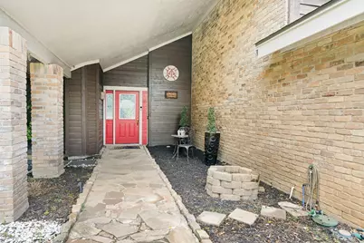 2512 Winding Hollow Lane, Arlington, TX 76006 - Photo 2