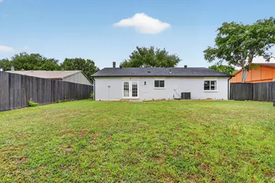1109 Coffeyville Trail, Grand Prairie, TX 75052 - Photo 24