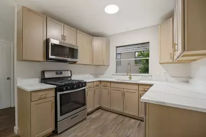 1459 Summertime Lane, Dallas, TX 75241 - Photo 10
