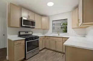 1459 Summertime Ln, Dallas, TX 75241 - Photo 10