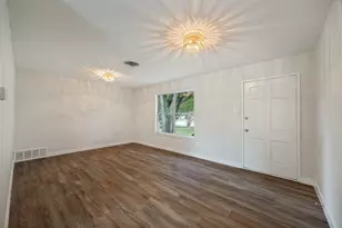 1459 Summertime Ln, Dallas, TX 75241 - Photo 2