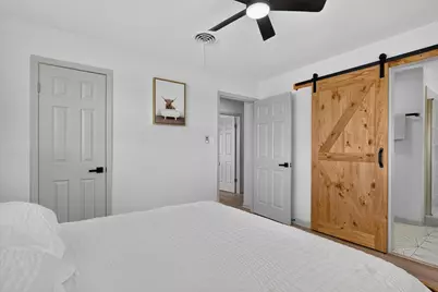 1301 Manor Drive, Cleburne, TX 76033 - Photo 22