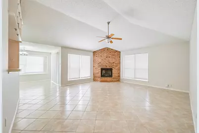 2822 White Oak Drive, Grand Prairie, TX 75052 - Photo 4