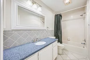 2822 White Oak Dr, Grand Prairie, TX 75052 - Photo 24