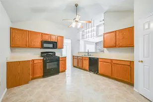 2822 White Oak Dr, Grand Prairie, TX 75052 - Photo 12
