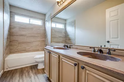 4528 Fargo Drive, Grand Prairie, TX 75052 - Photo 8