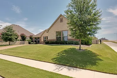11049 Hawkins Home Boulevard, Benbrook, TX 76126 - Photo 2