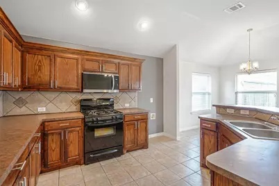 6528 Sierra Madre Drive, Fort Worth, TX 76179 - Photo 4