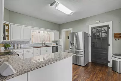 7921 White Settlement Road, White Settlement, TX 76108 - Photo 12