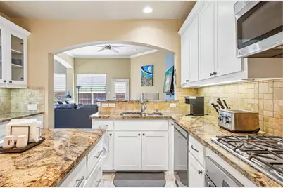 6118 Shoal Creek Trail, Garland, TX 75044 - Photo 10