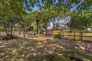 149 Lassetter Dr, Red Oak, TX 75154 - Photo 26