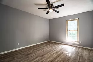 149 Lassetter Dr, Red Oak, TX 75154 - Photo 10
