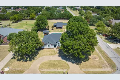 14205 Red Wood Circle N, Frisco, TX 75071 - Photo 2