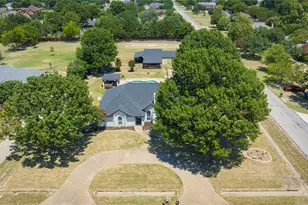 14205 Red Wood Cir N, Frisco, TX 75071 - Photo 2